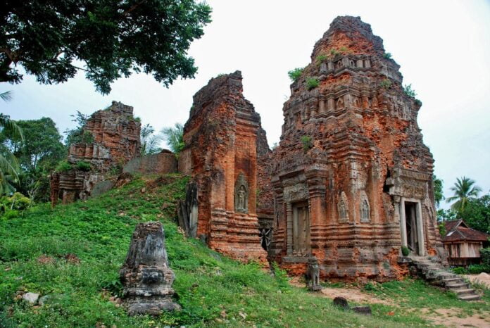 Lolei Temple, Roluos Group, Siem Reap, Cambodia