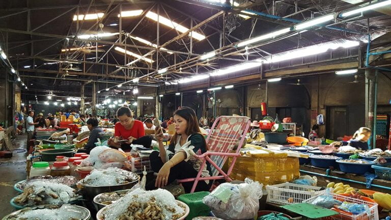 Siem Reap’s Local Markets: A Feast for the Senses Siem Reap’s Local Markets: A Feast for the Senses