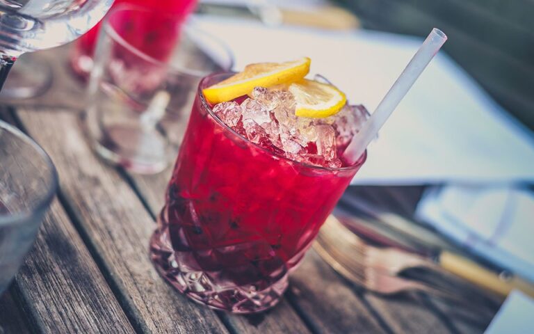 Happy Hours in Siem Reap – The Ultimate List! Happy Hours in Siem Reap – The Ultimate List!