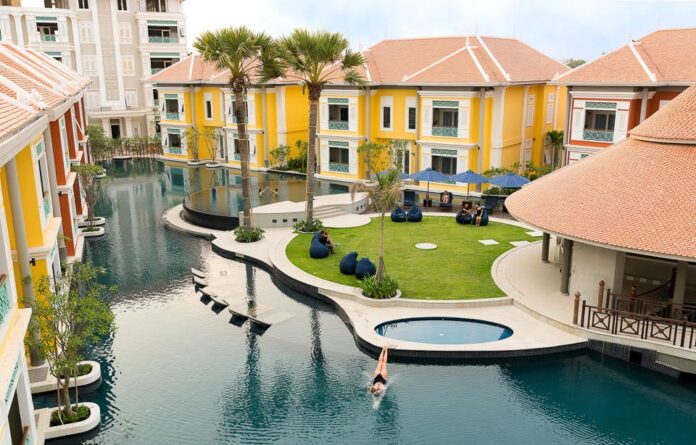 Memoire Palace Hotel - Pool View